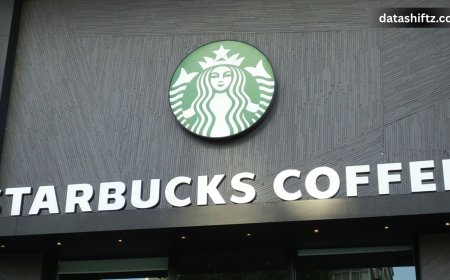 Starbucks: Brewing a Bold Revival