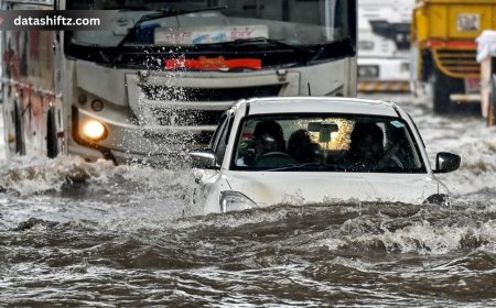 Mumbai Bravely Battles Monsoon's Fury: A Day of Deluge and Resilience (July 15, 2025)